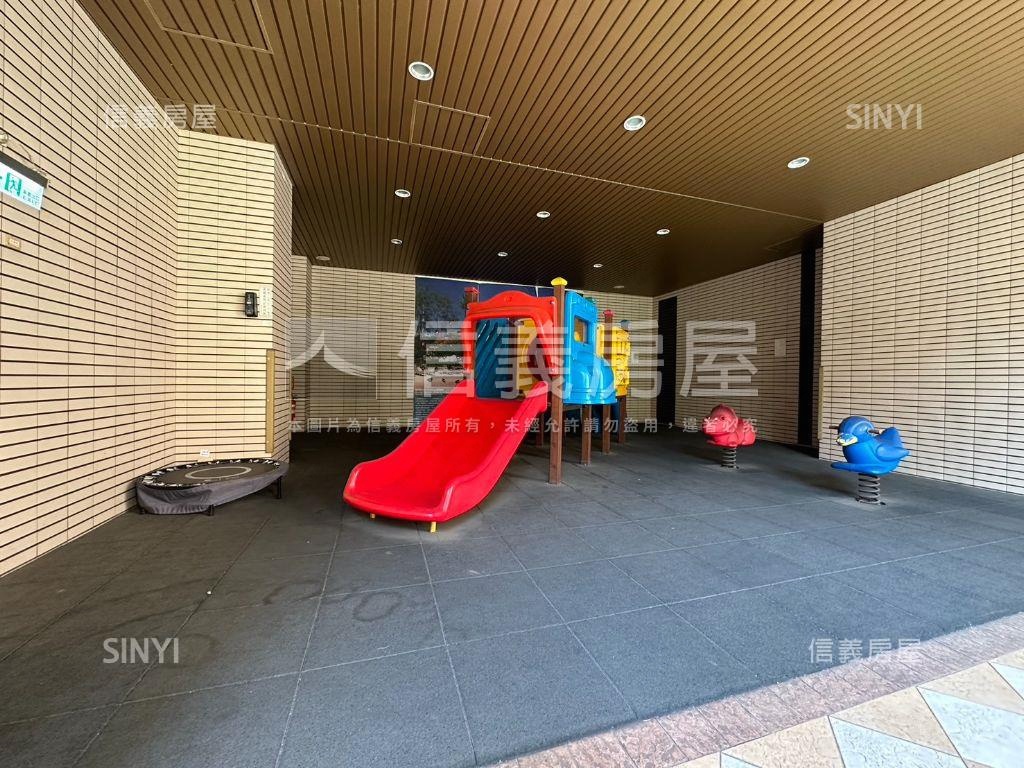 內壢微風四房車位稀有釋出房屋室內格局與周邊環境