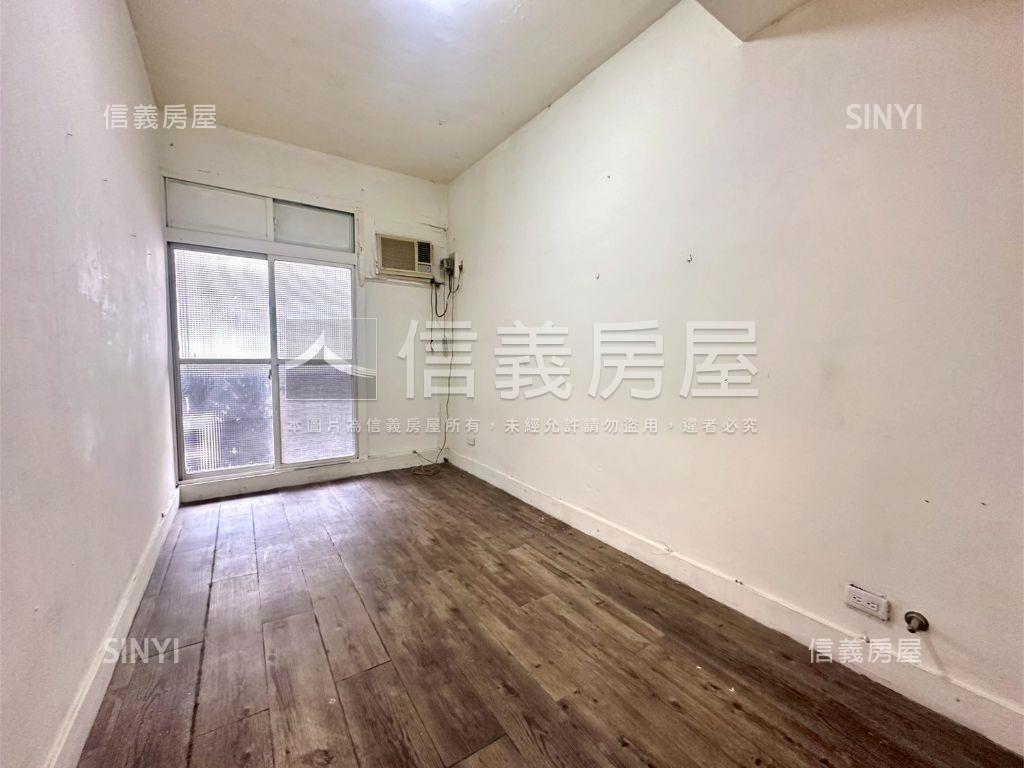 圓山捷運。花博採光４房房屋室內格局與周邊環境