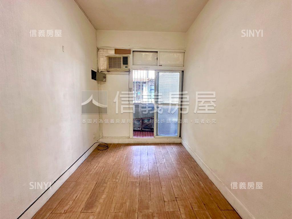 圓山捷運。花博採光４房房屋室內格局與周邊環境