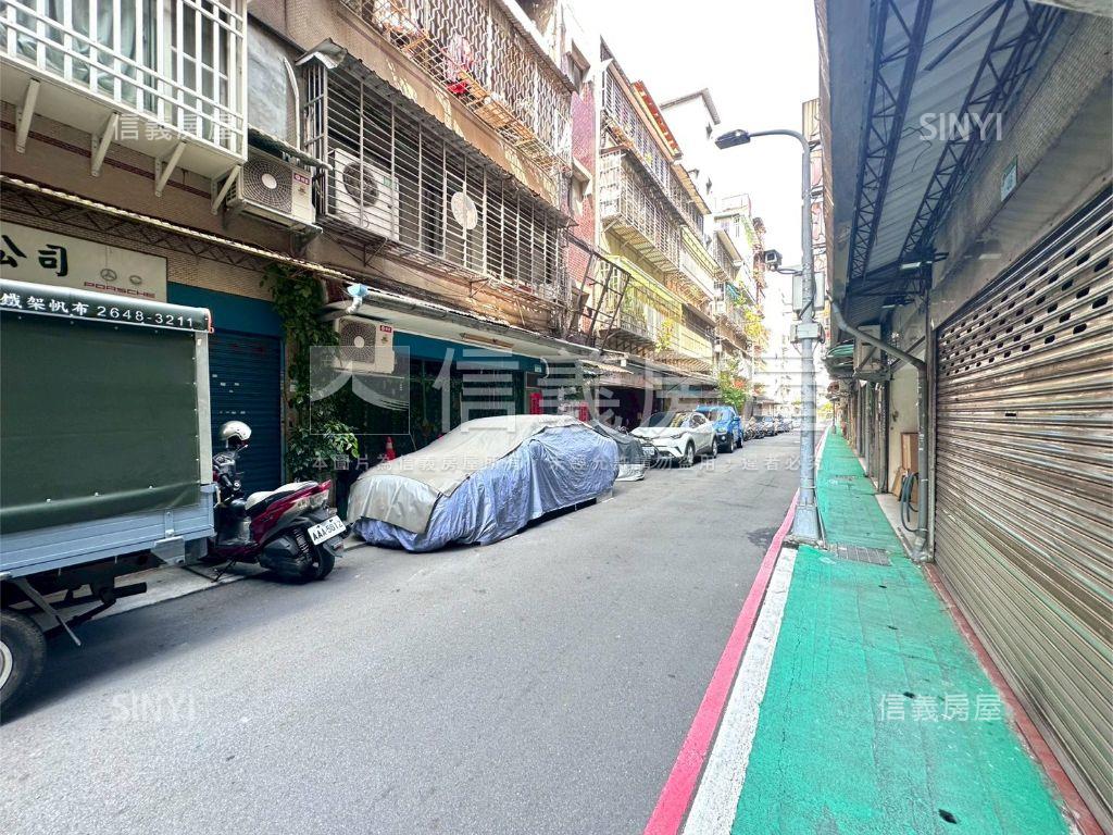 圓山捷運。花博採光４房房屋室內格局與周邊環境