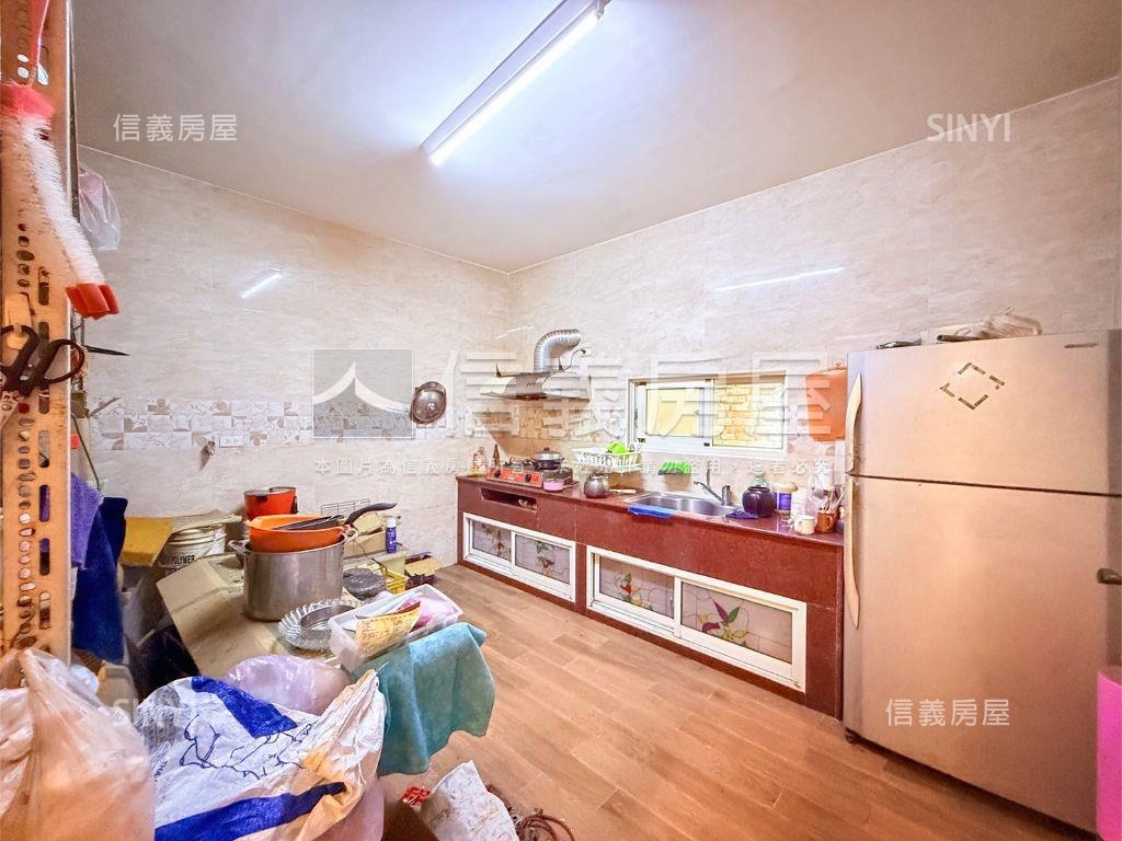 美術館旁已翻修活巷美透天房屋室內格局與周邊環境