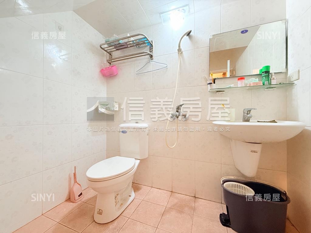 美術館旁已翻修活巷美透天房屋室內格局與周邊環境