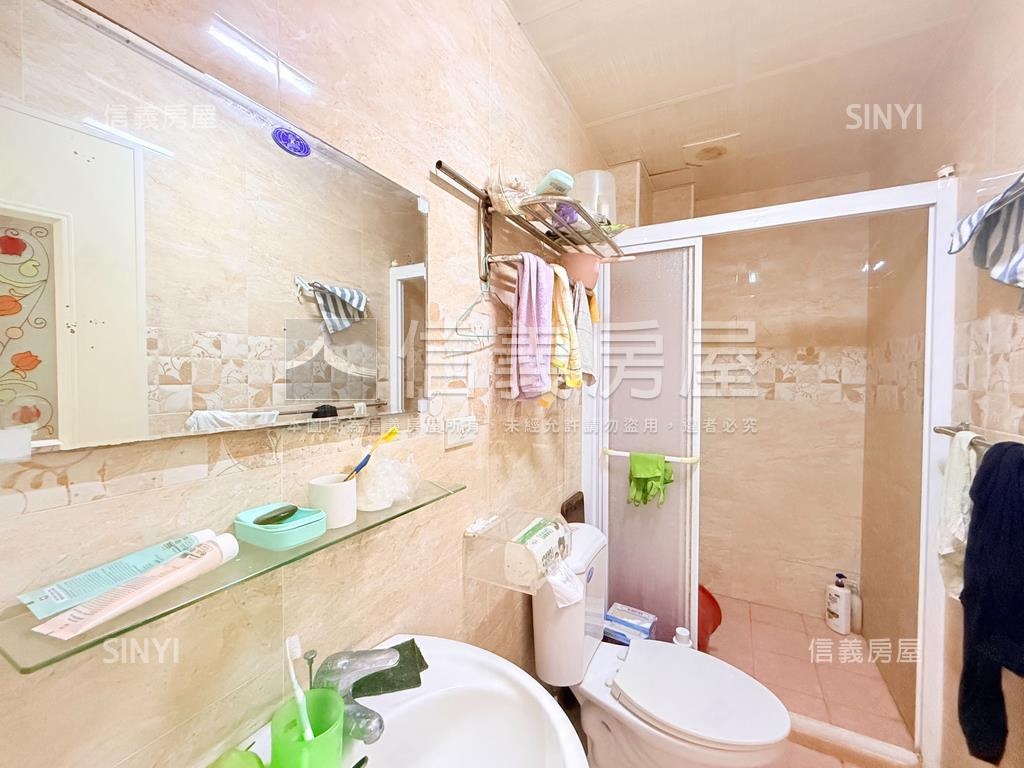 美術館旁已翻修活巷美透天房屋室內格局與周邊環境