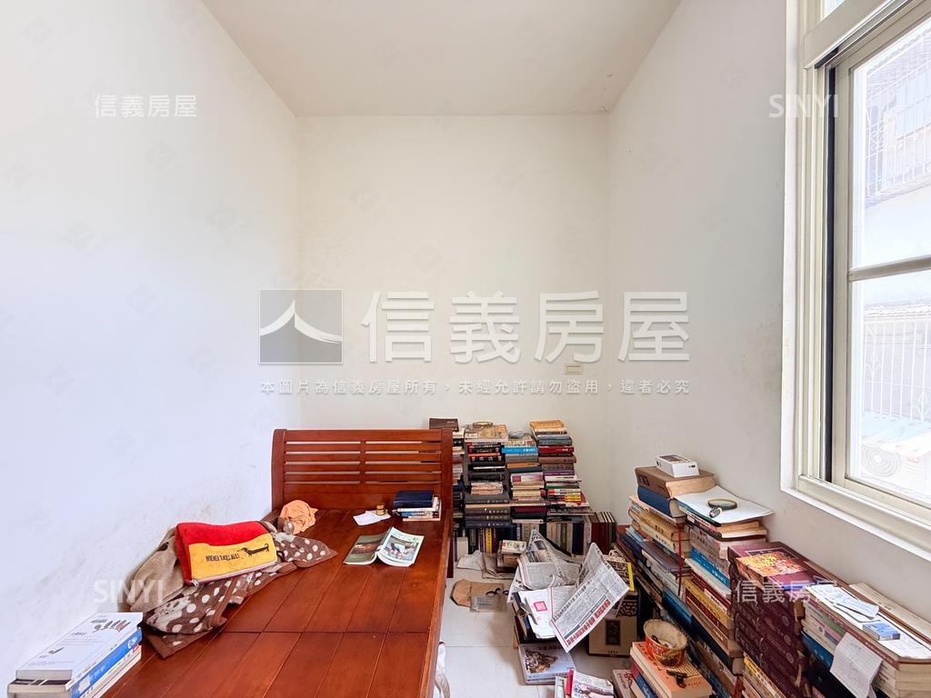 美術館旁已翻修活巷美透天房屋室內格局與周邊環境