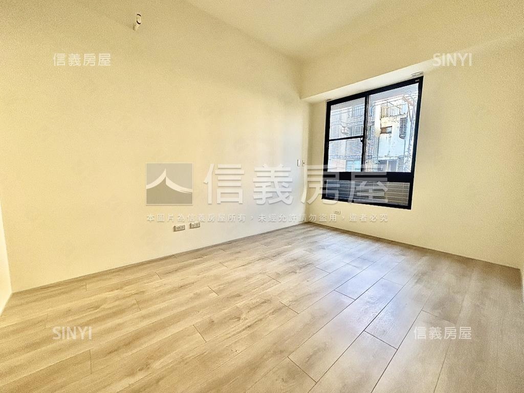 Ｎｅｗ晴川苑近大慶中山醫房屋室內格局與周邊環境