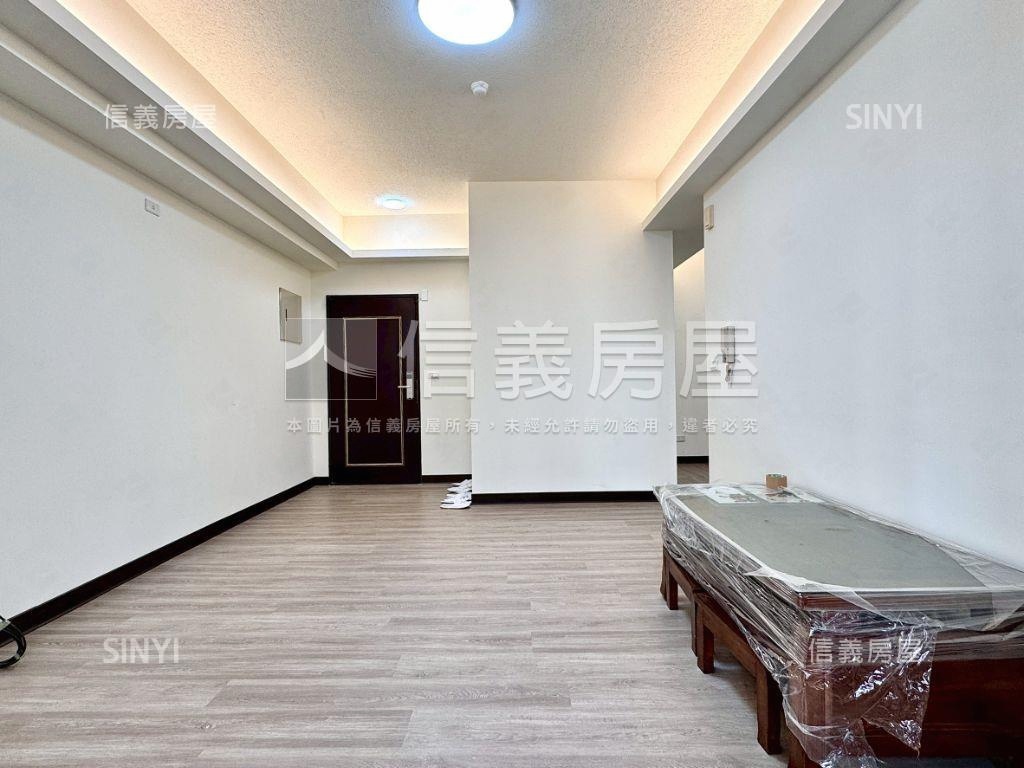 太子新象三房平車屋況極佳房屋室內格局與周邊環境