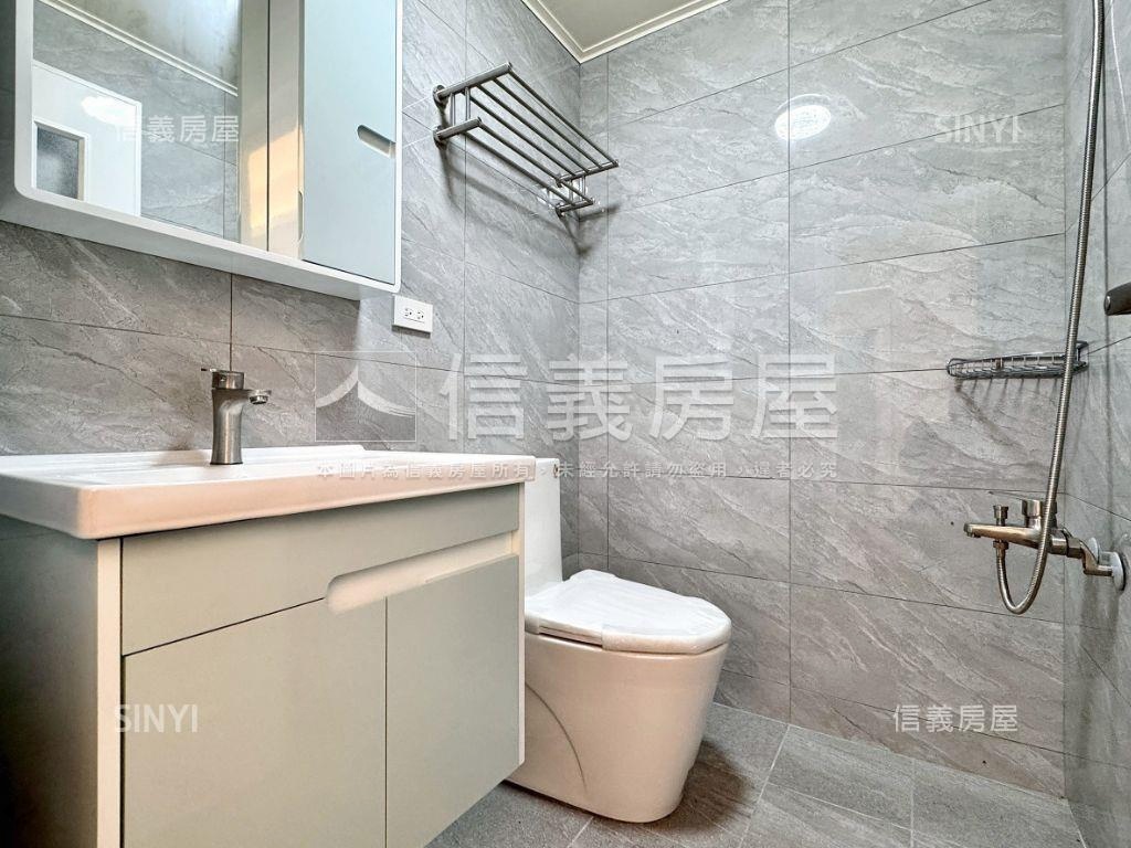 太子新象三房平車屋況極佳房屋室內格局與周邊環境