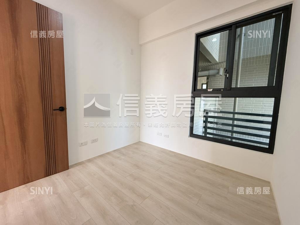 明基‧英倫亞灣Ⅱ三房平車房屋室內格局與周邊環境