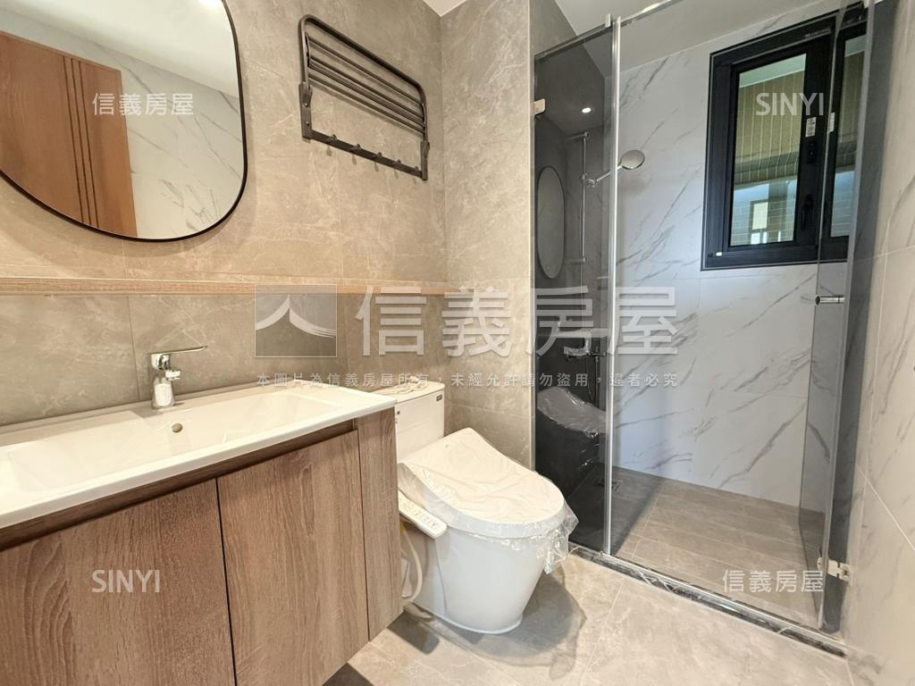 明基‧英倫亞灣Ⅱ三房平車房屋室內格局與周邊環境