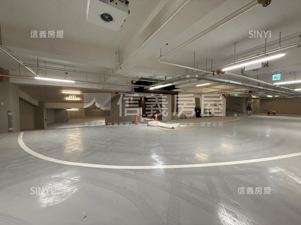 明基‧英倫亞灣Ⅱ三房平車房屋室內格局與周邊環境