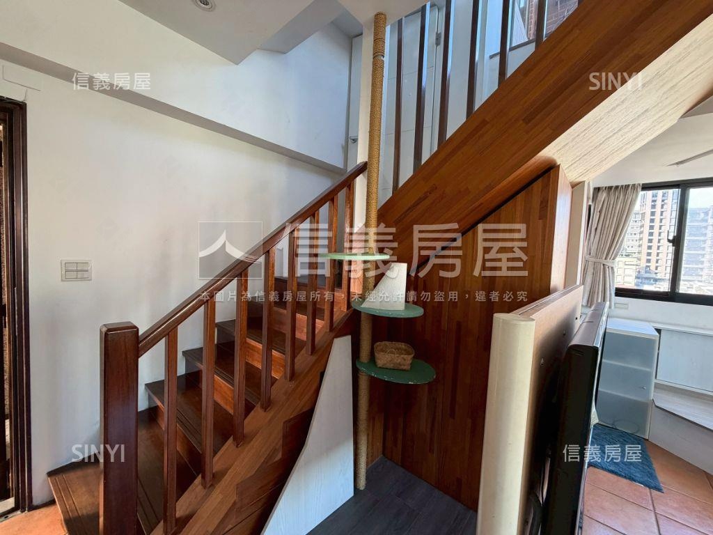 樓中樓面１０１景觀房屋室內格局與周邊環境