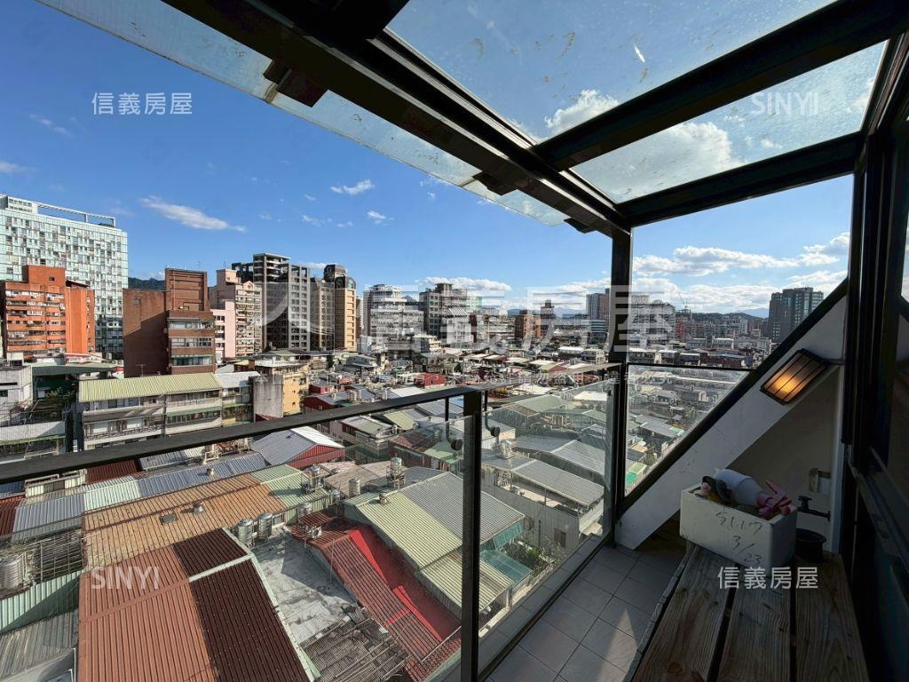 樓中樓面１０１景觀房屋室內格局與周邊環境