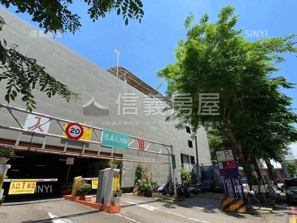 稀有！正忠義街上透天！房屋室內格局與周邊環境
