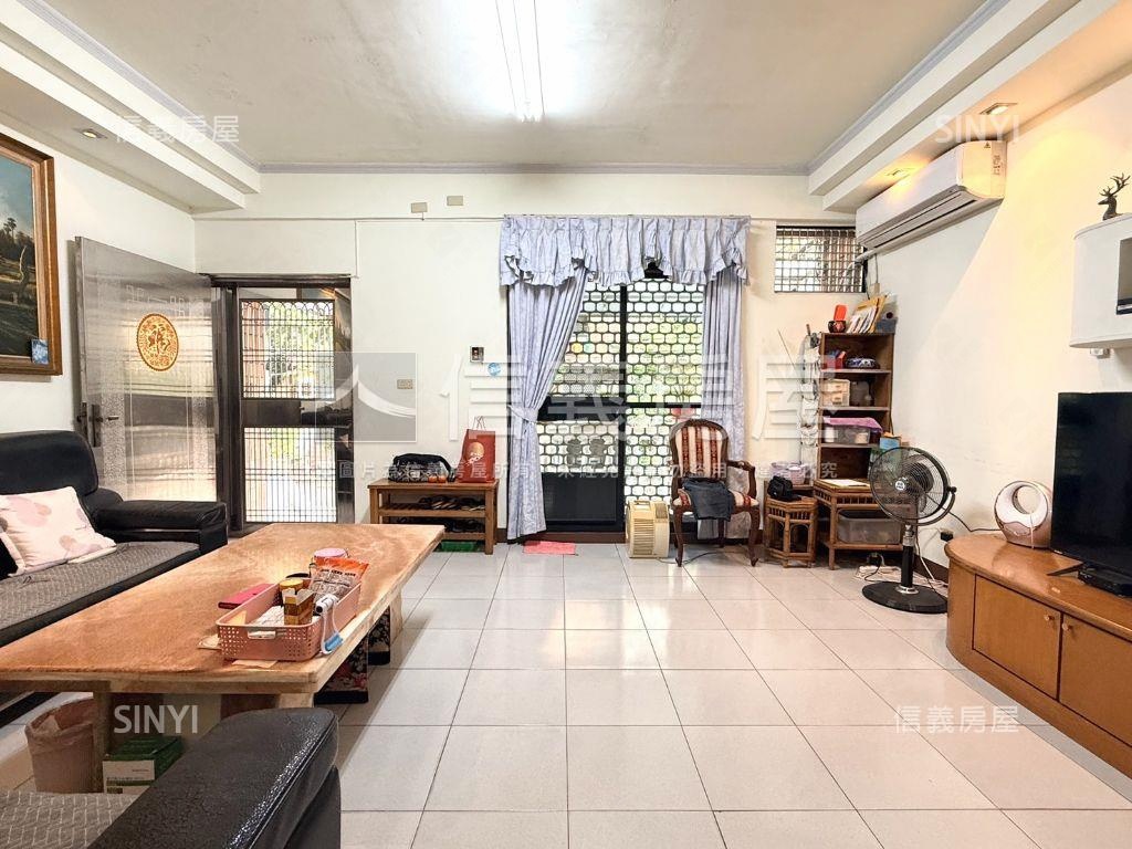 仁武機能雙車墅房屋室內格局與周邊環境