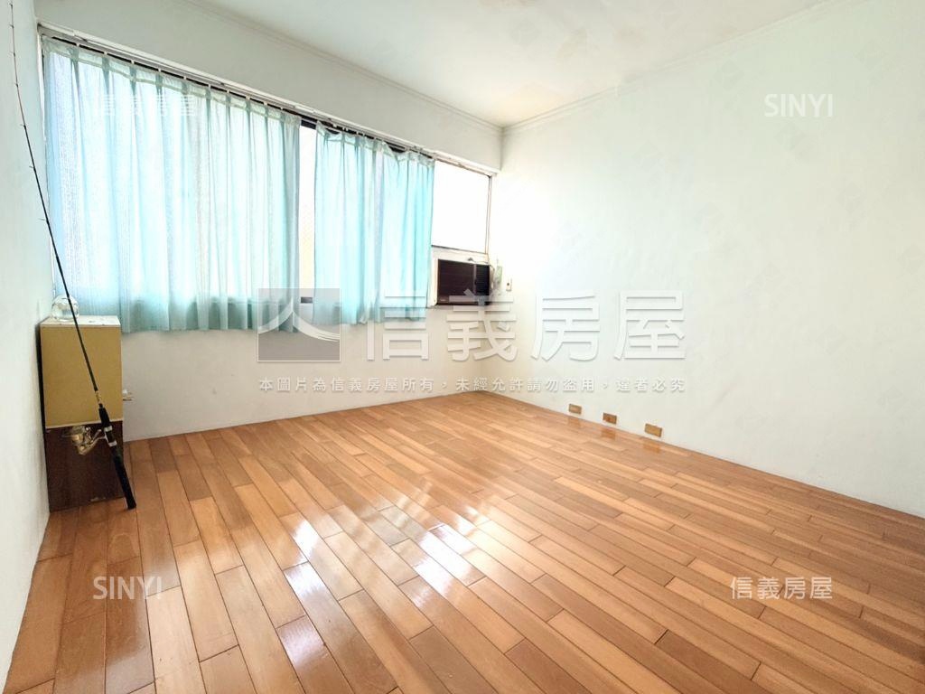 仁武機能雙車墅房屋室內格局與周邊環境