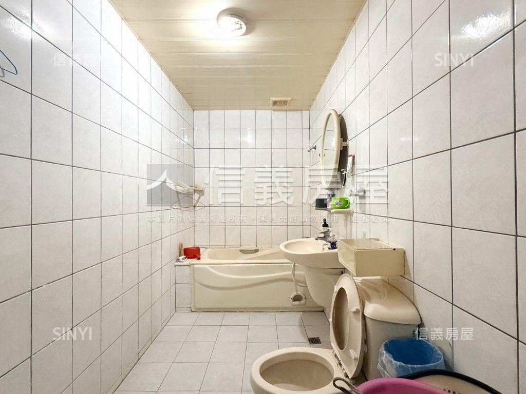 仁武機能雙車墅房屋室內格局與周邊環境