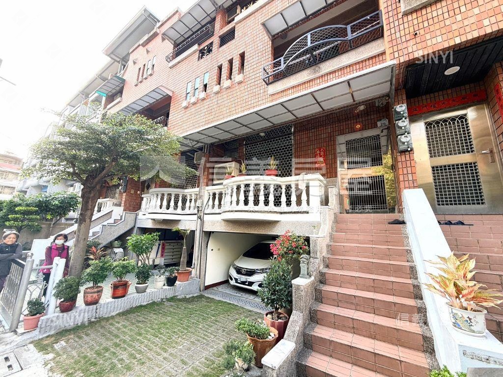 仁武機能雙車墅房屋室內格局與周邊環境