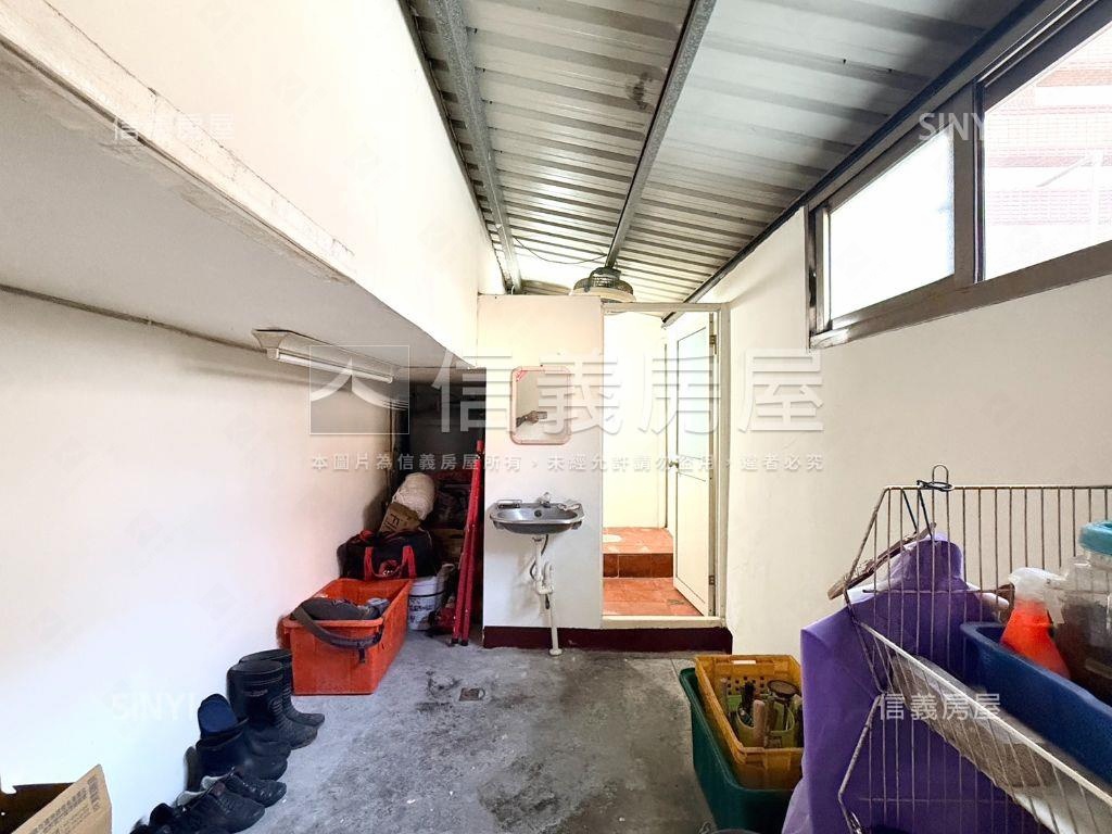 仁武機能雙車墅房屋室內格局與周邊環境