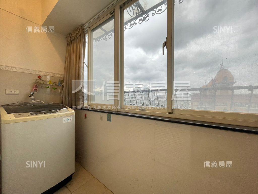 新東京景觀精裝套房房屋室內格局與周邊環境