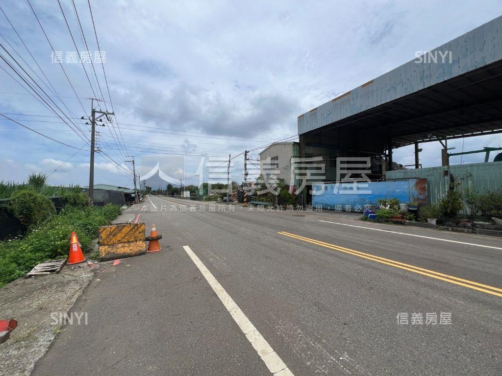 新社開心農地房屋室內格局與周邊環境
