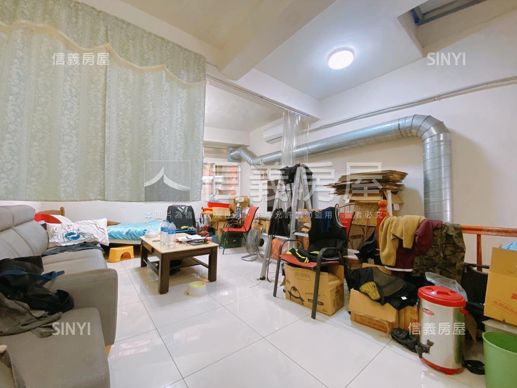 南勢運動中心旁發財店面房屋室內格局與周邊環境