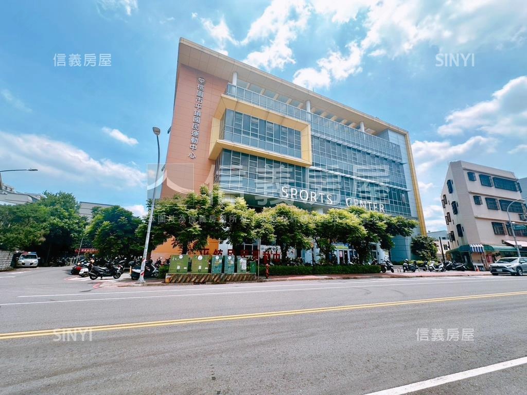 南勢運動中心旁發財店面房屋室內格局與周邊環境
