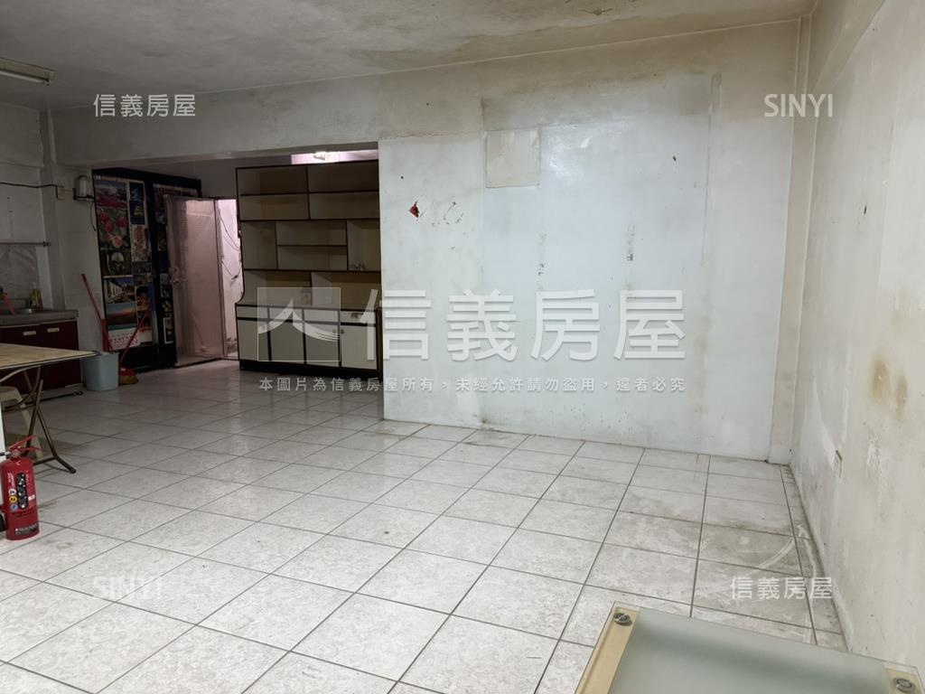 稀有新興街一樓房屋室內格局與周邊環境