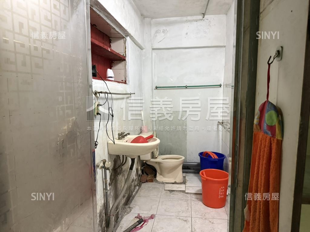 稀有新興街一樓房屋室內格局與周邊環境