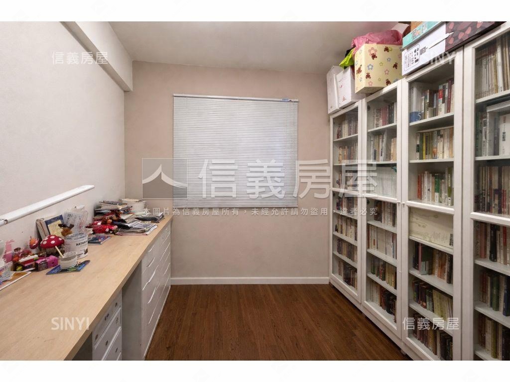 松竹國小三房車位房屋室內格局與周邊環境