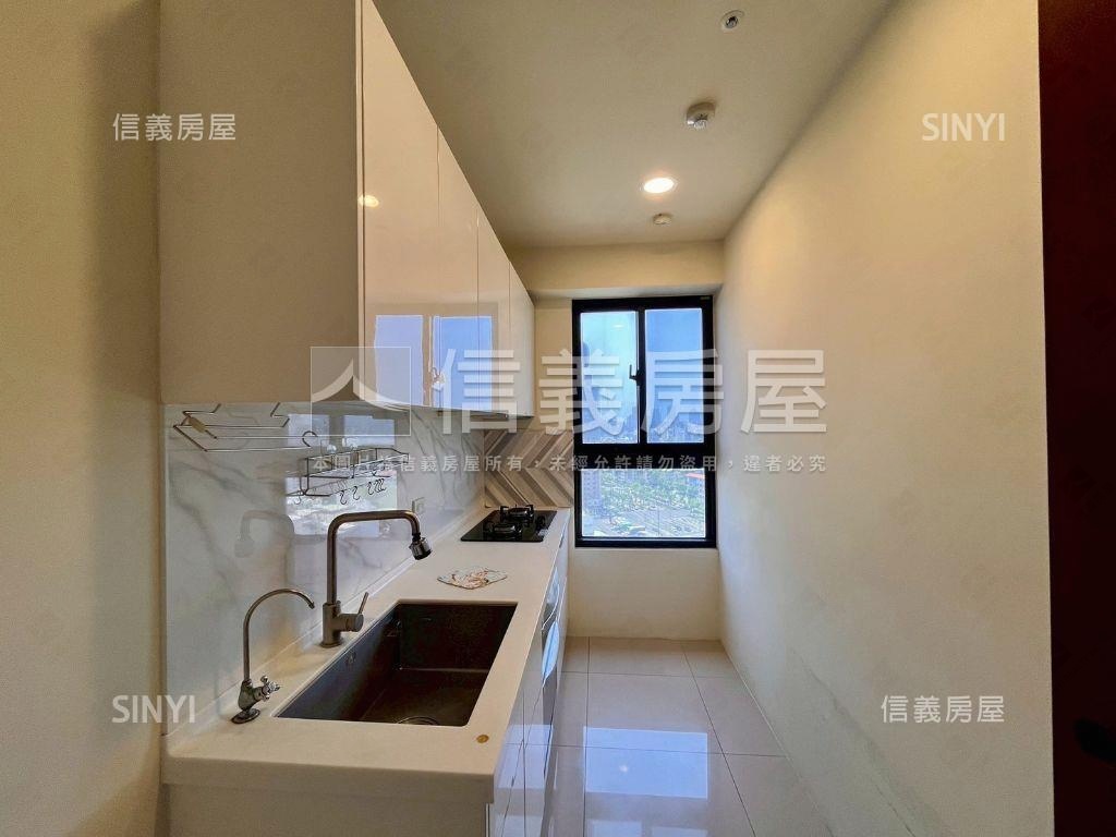 高醫建工高樓帶財三房平車房屋室內格局與周邊環境