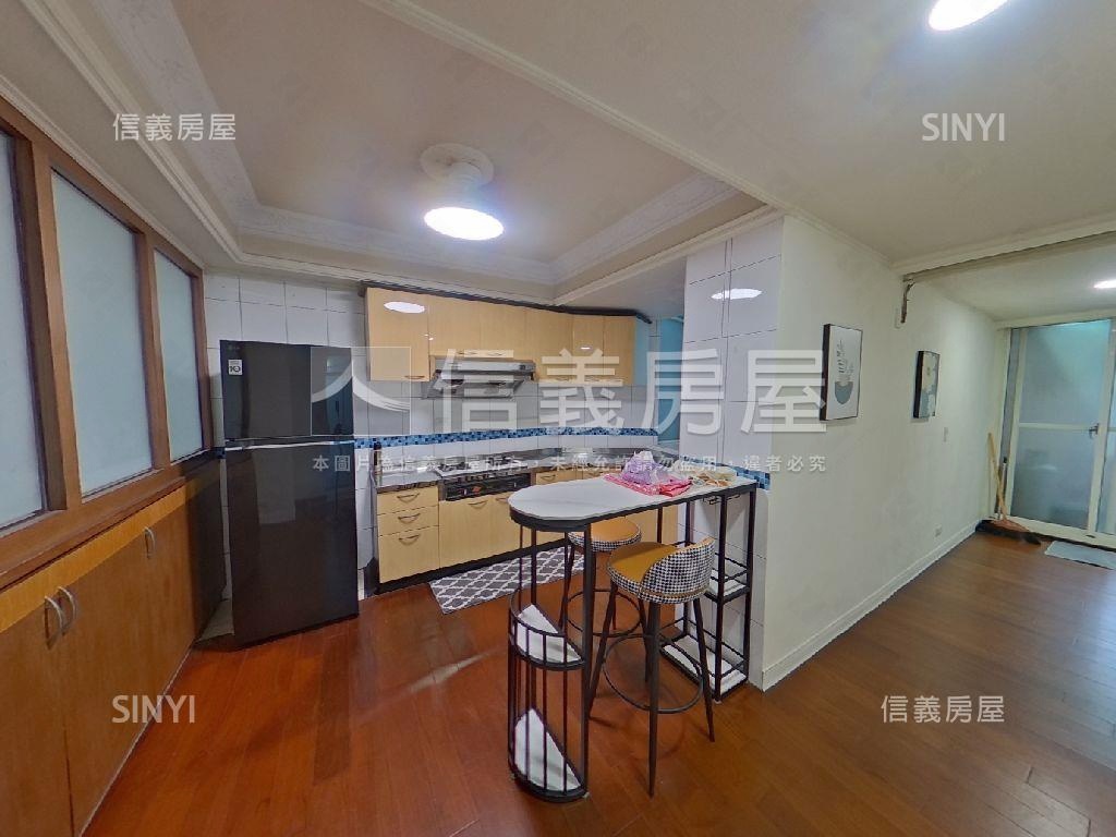 板橋四維路交通便利大空間房屋室內格局與周邊環境