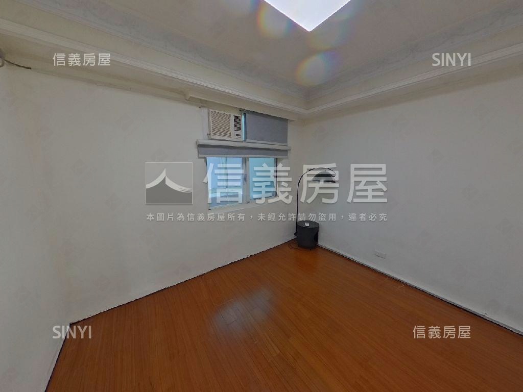 板橋四維路交通便利大空間房屋室內格局與周邊環境