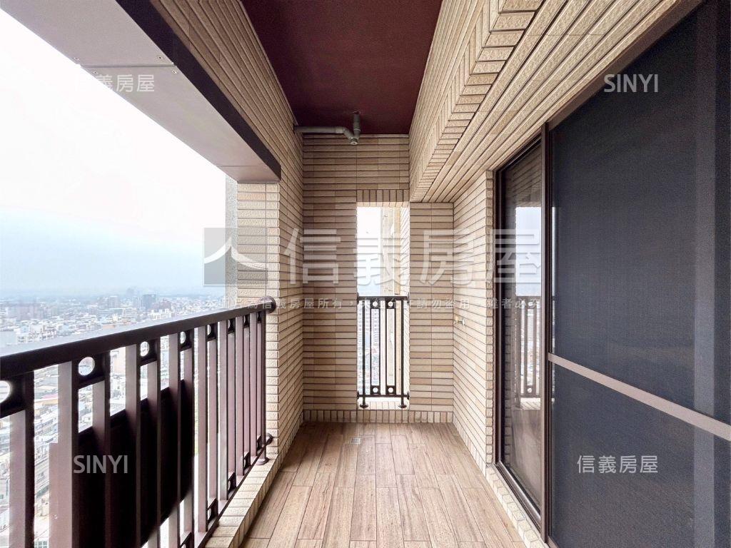 百萬美裝潢興傳高樓三房房屋室內格局與周邊環境