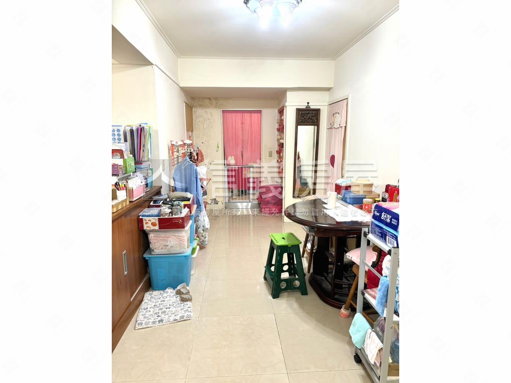 國泰仁愛雙學區大空間房屋室內格局與周邊環境
