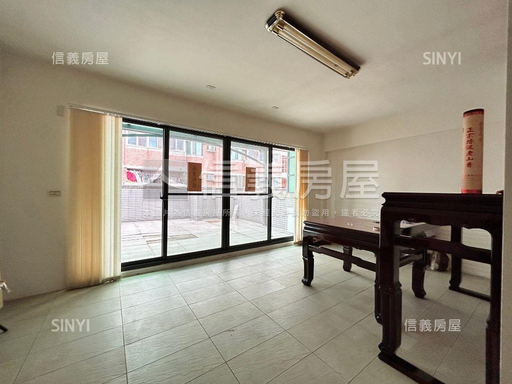 近彰基約百坪豪墅房屋室內格局與周邊環境