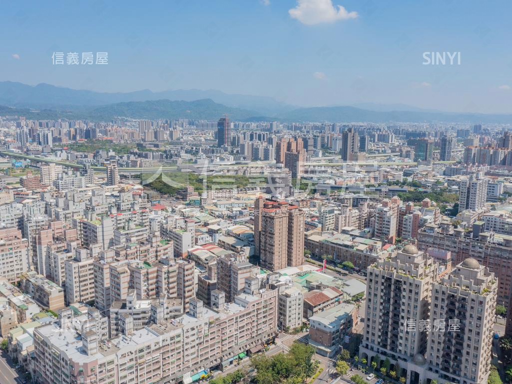 正十四期美和段土地Ｃ房屋室內格局與周邊環境