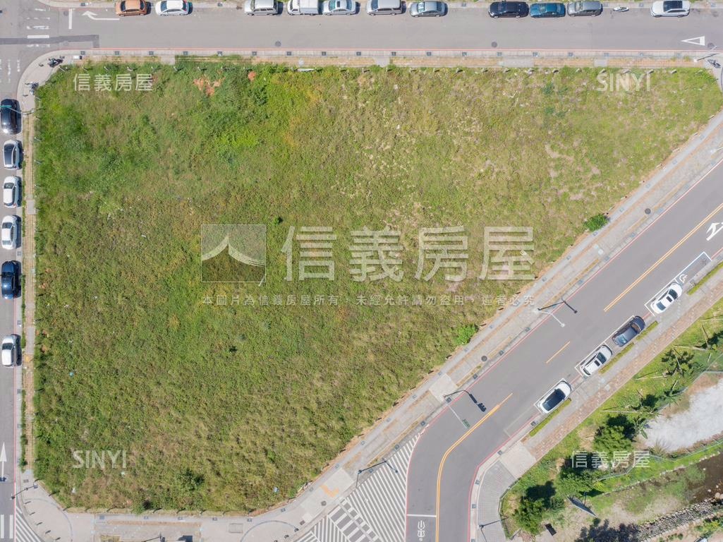 正十四期美和段土地Ｃ房屋室內格局與周邊環境