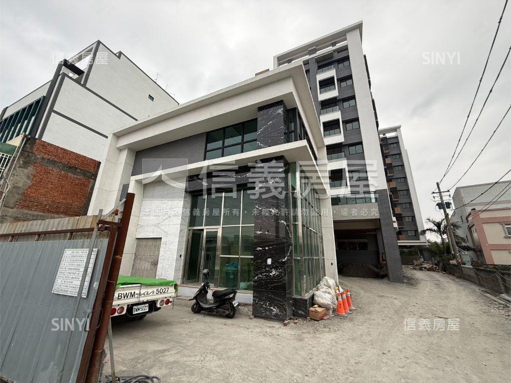 心世代兩房車位房屋室內格局與周邊環境