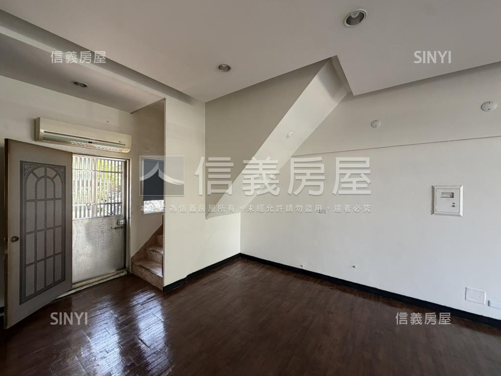 信義專任高坪效金店面房屋室內格局與周邊環境