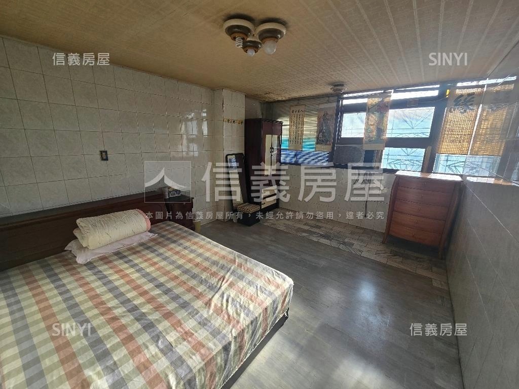 延平北路邊間頂加公寓房屋室內格局與周邊環境