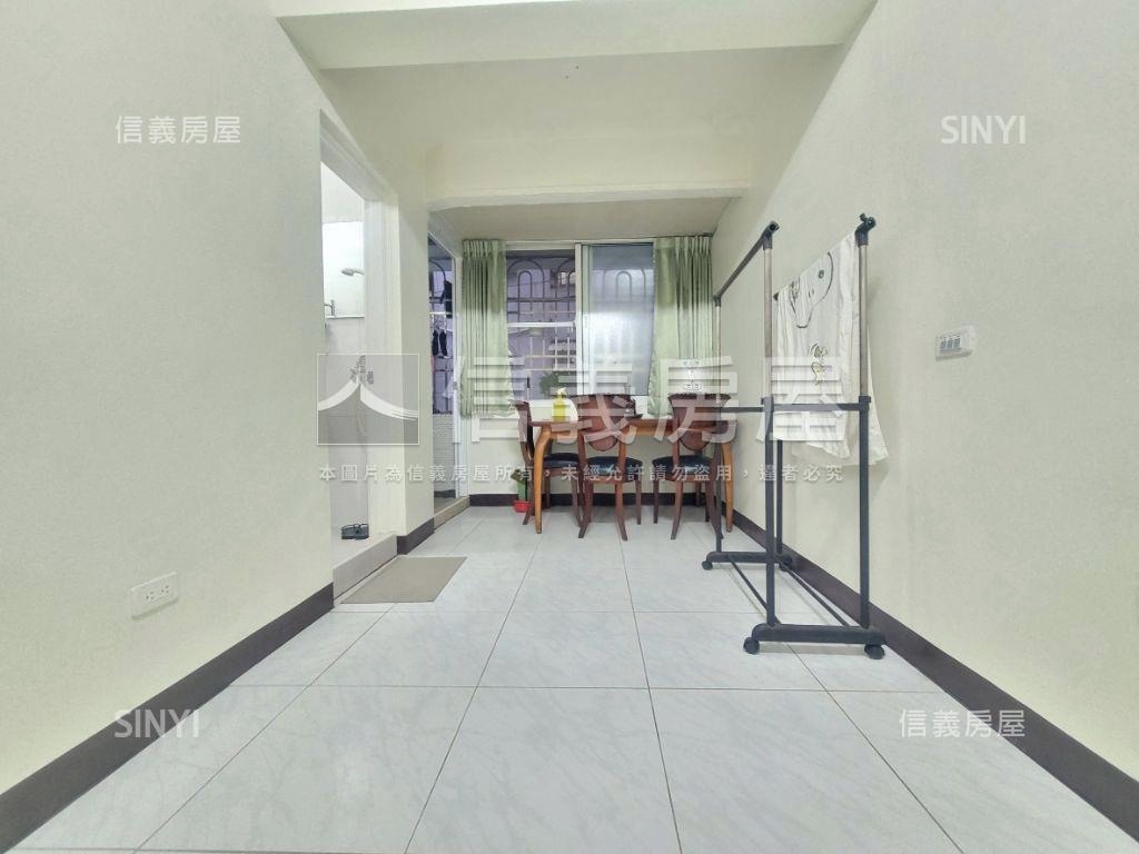 近日月光樂群正路吃市金店房屋室內格局與周邊環境