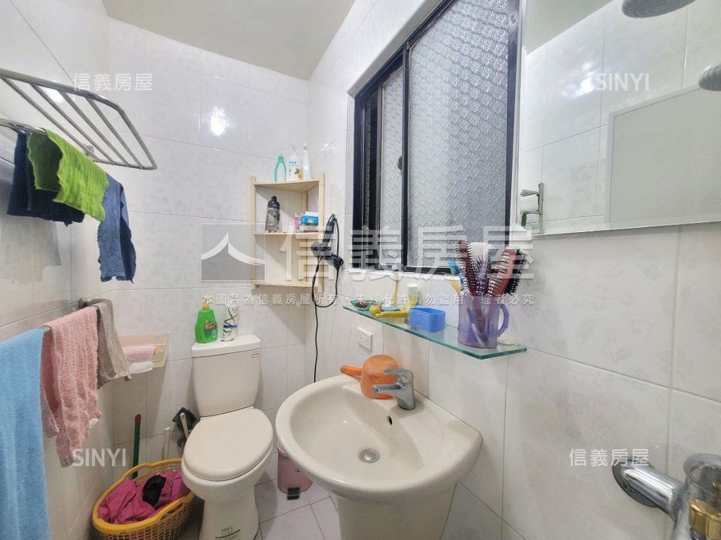近日月光樂群正路吃市金店房屋室內格局與周邊環境