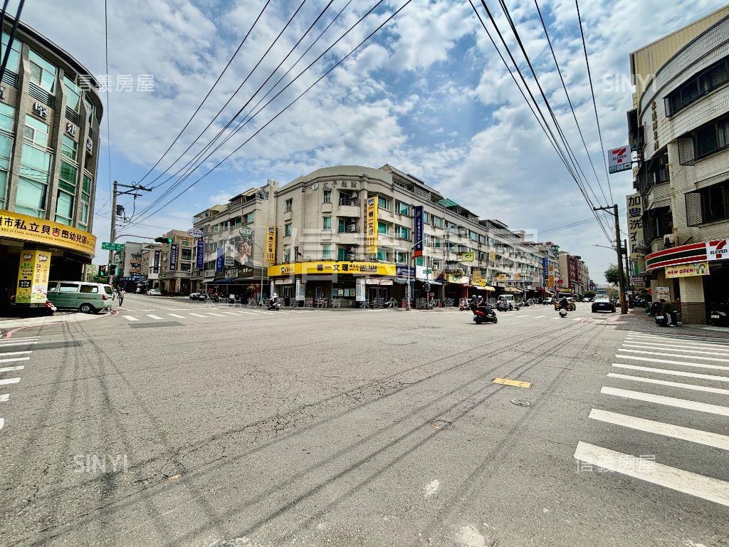 近日月光樂群正路吃市金店房屋室內格局與周邊環境