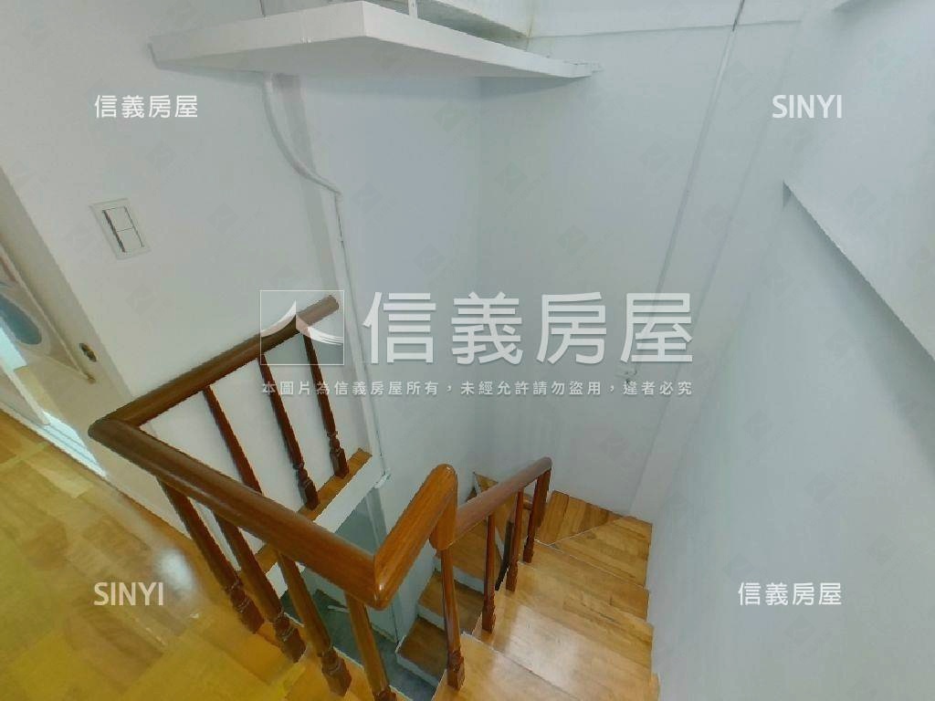 未來南環線旁金店面房屋室內格局與周邊環境