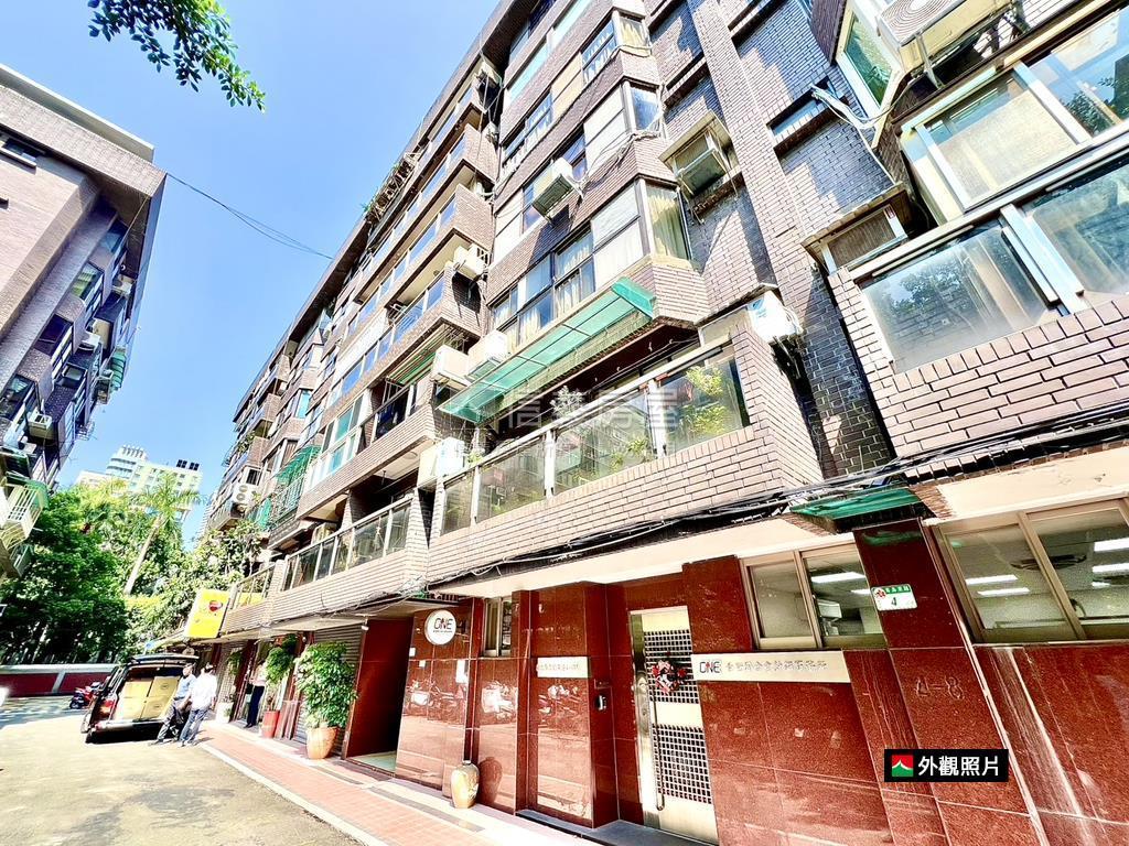 富邦來來電梯英式精品房屋室內格局與周邊環境