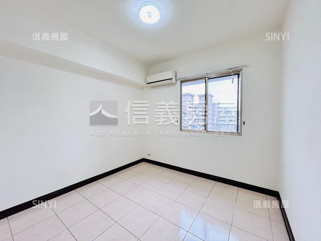 凱悅宮廷三房車位房屋室內格局與周邊環境