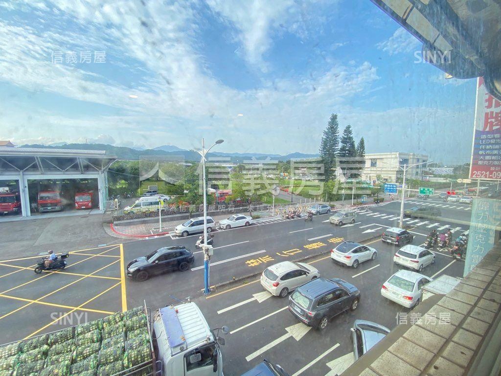 北市中心山景改建透天房屋室內格局與周邊環境