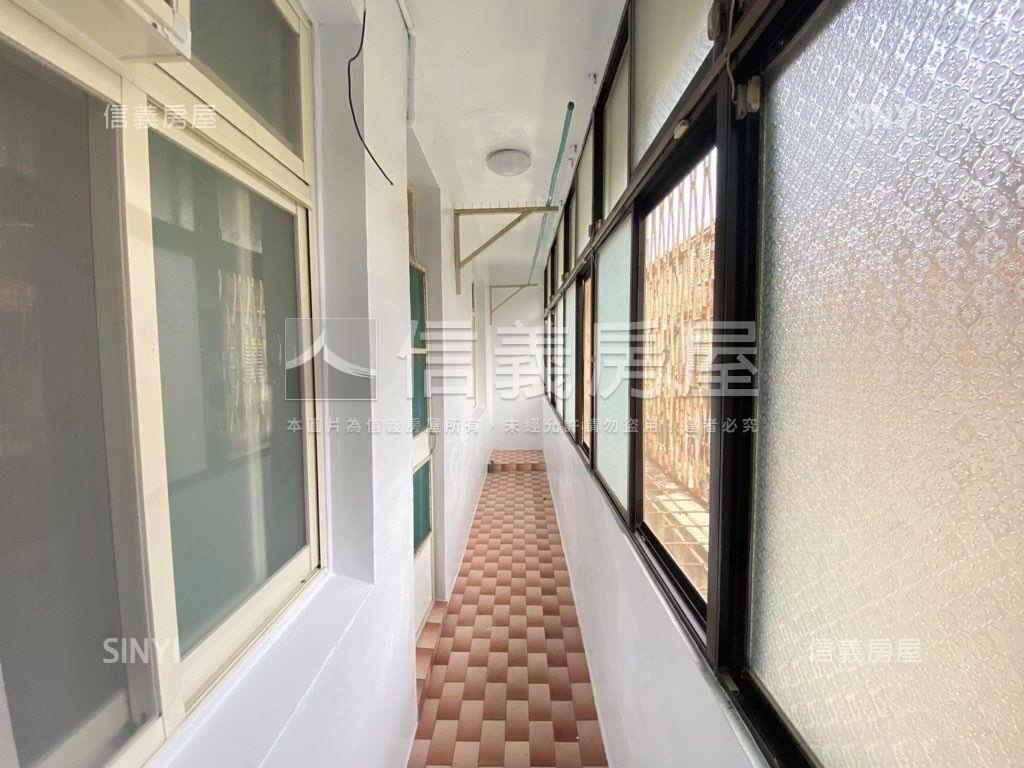 北市中心山景改建透天房屋室內格局與周邊環境