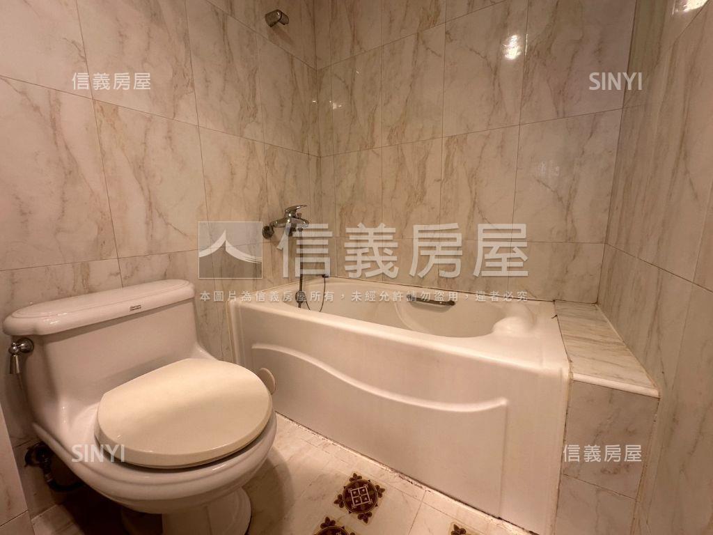 鄉林凱撒｜三房平車房屋室內格局與周邊環境
