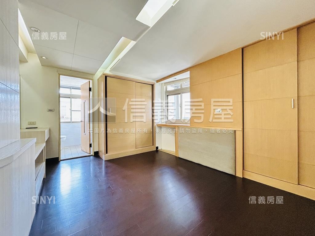 台開低公設華廈房屋室內格局與周邊環境